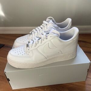 Men’s Nike Air Force 1 White Sneakers